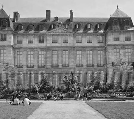 Historical Marais Montmorency 1 Konukevi *