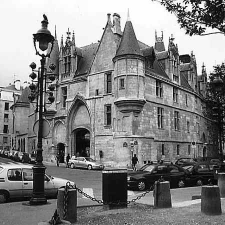 Historical Marais Montmorency 1